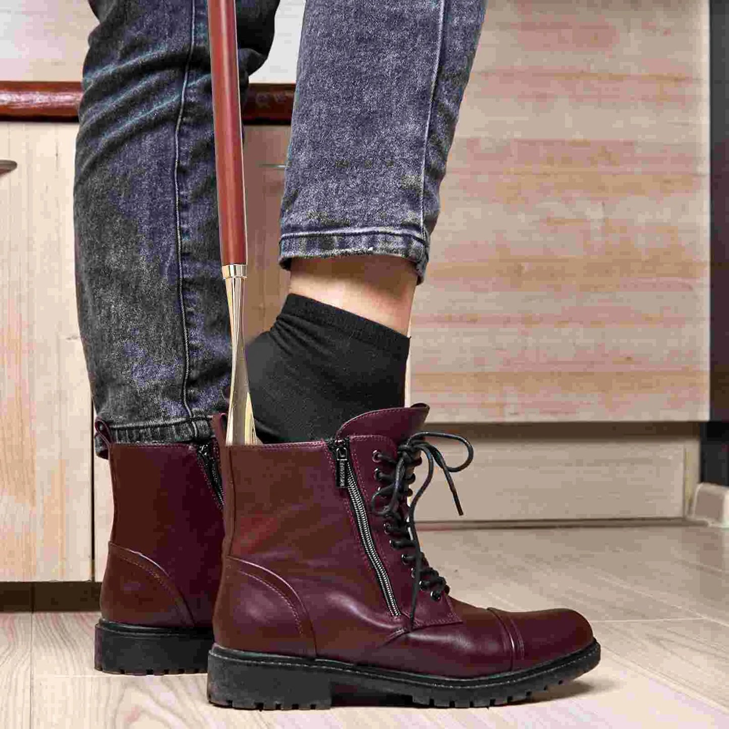 Metall-Schuhlöffel mit Pferdekopf, 56 cm lang, braun – Praktische Hilfe beim Schuhe Anziehen, hochwertig & langlebig (keine Versandkosten)